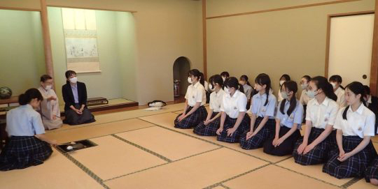 茶道部　鎌倉で合宿＆鶴岡八幡宮で献茶