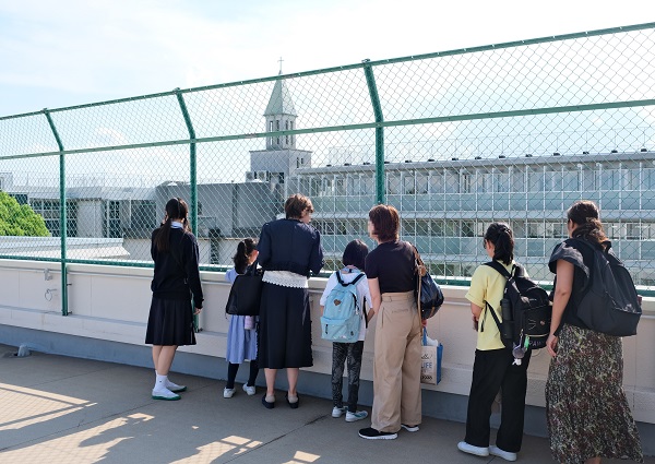 生徒広報部による「校内ツアー」