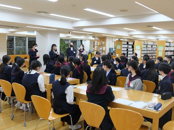 図書委員会　山手女子４校交流会